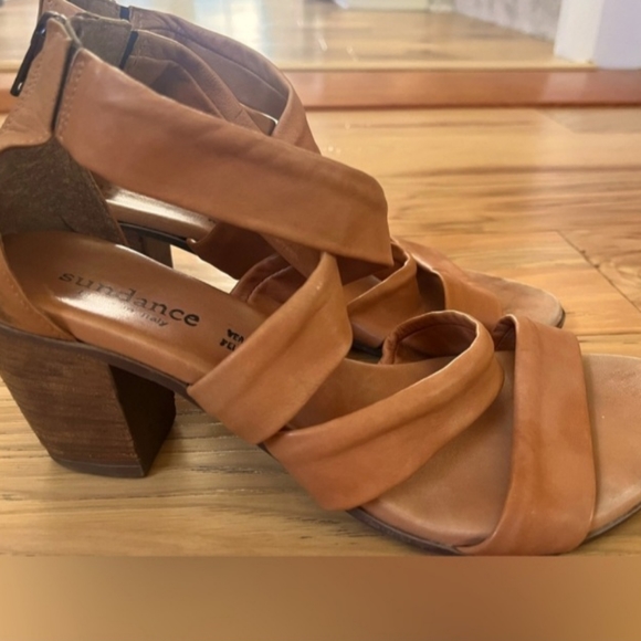 Sundance Made in Italy Strappy Zip Back Nude/Neutral Leather Sandals Wood Heels - Picture 1 of 3
